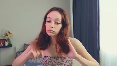 LuxTienie live cam on Cam4