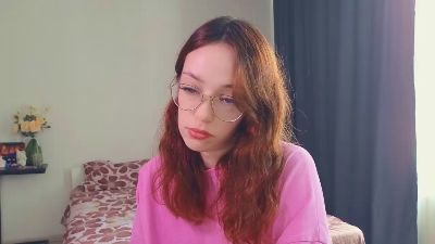 LuxTienie live cam on Cam4