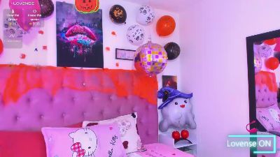 Lux_wish live cam on Cam4