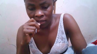 Luxe_seductress live cam on Cam4