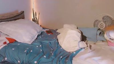Luxury_1 live cam on Cam4