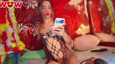 Luxury_1 live cam on Cam4