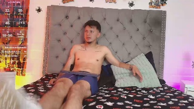 Luxuryloverss live cam on Cam4