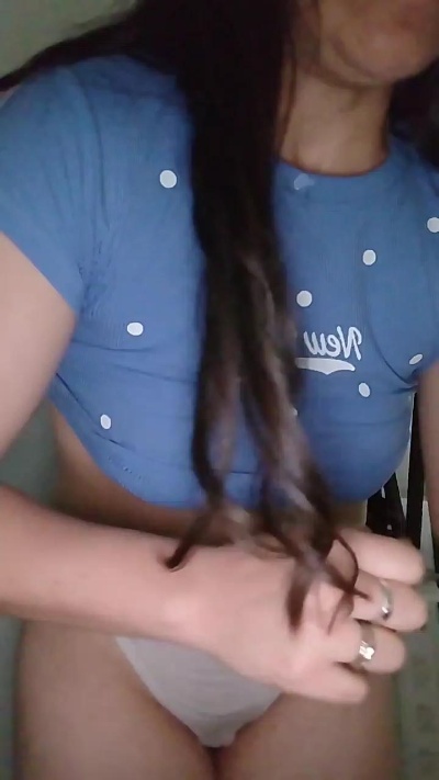 LuzM live cam on Cam4