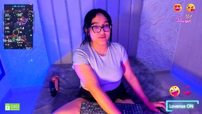 Lya_dubois live cam on Cam4