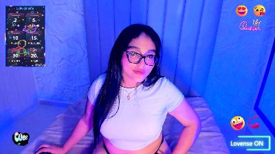 Lya_dubois live cam on Cam4
