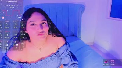 Lya_dubois live cam on Cam4