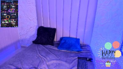 Lya_dubois live cam on Cam4