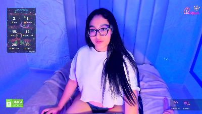 Lya_dubois live cam on Cam4