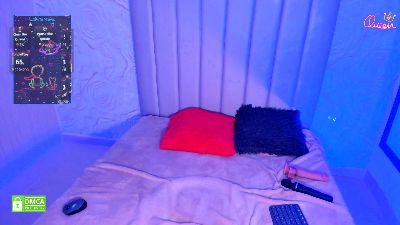 Lya_dubois live cam on Cam4