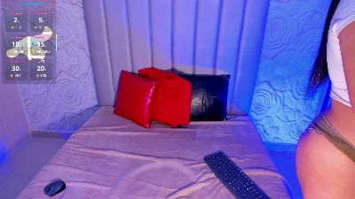 Lya_dubois live cam on Cam4