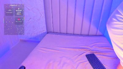 Lya_dubois live cam on Cam4