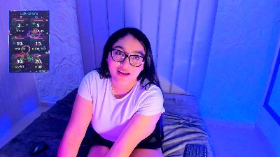 Lya_dubois live cam on Cam4