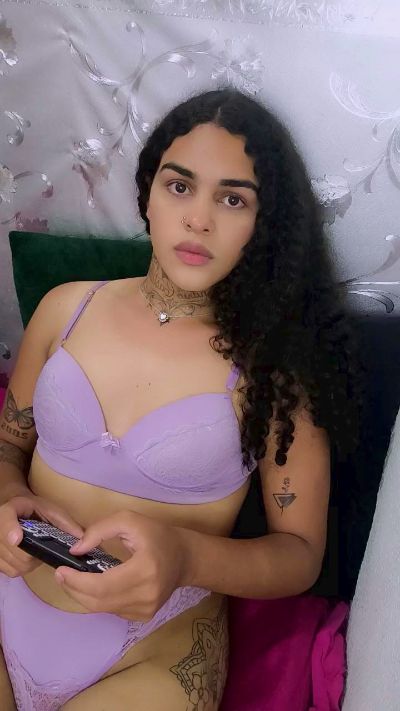 Lyaponci live cam on Cam4