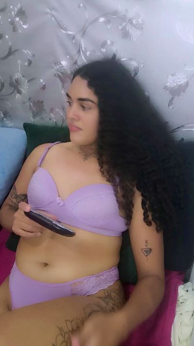 Lyaponci live cam on Cam4