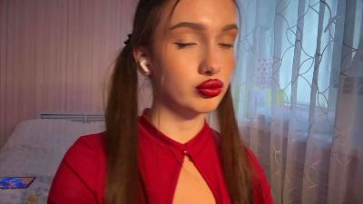LydaDecoux live cam on Cam4