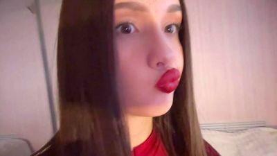 LydaDecoux live cam on Cam4