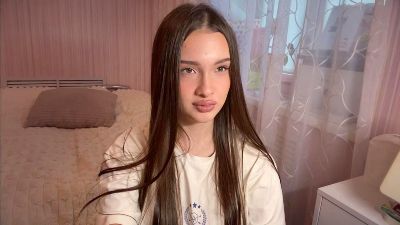 LydaDecoux live cam on Cam4