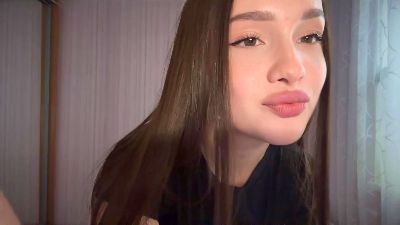 LydaDecoux live cam on Cam4