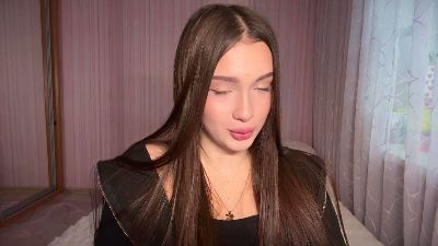 LydaDecoux live cam on Cam4