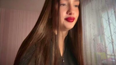 LydaDecoux live cam on Cam4