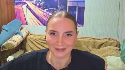 LylaAcuna live cam on Cam4