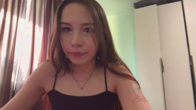 LynPavlica live cam on Cam4