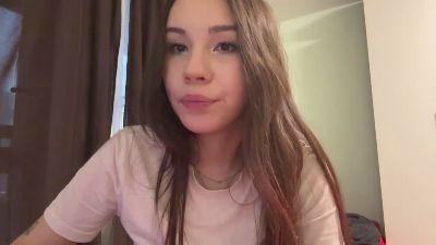LynPavlica live cam on Cam4