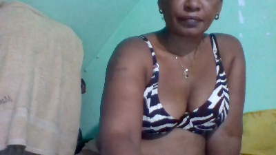 Profile and Statistics for LyndaBelle on Cam4
