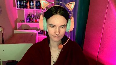 LyndaSurace live cam on Cam4