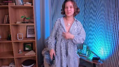 LyndsayTroge live cam on Cam4