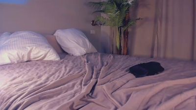 LyndseyAbrew live cam on Cam4