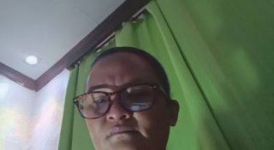 Lyne1981 live cam on Cam4