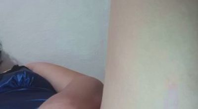 Lyne1981 live cam on Cam4