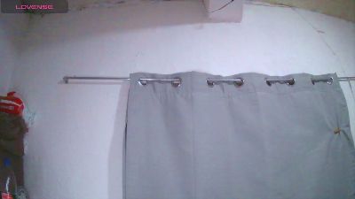 Lynieh live cam on Cam4