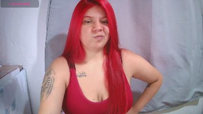 Lynieh live cam on Cam4