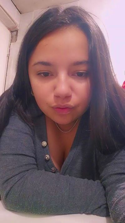 Lynmi live cam on Cam4