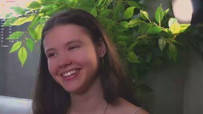 LynneForster live cam on Cam4