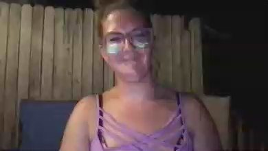 Lynniexo live cam on Cam4