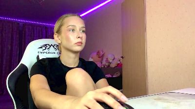 LynseyPake live cam on Cam4