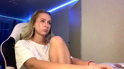 LynseyPake live cam on Cam4
