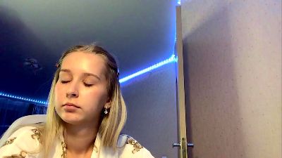 LynseyPake live cam on Cam4