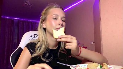 LynseyPake live cam on Cam4