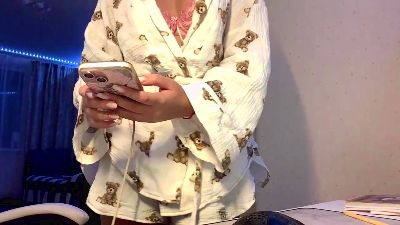 LynseyPake live cam on Cam4