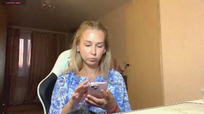 LynseyPake live cam on Cam4