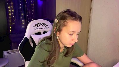 LynseyPake live cam on Cam4