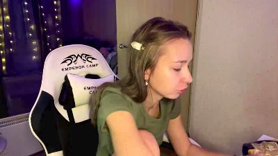 LynseyPake live cam on Cam4