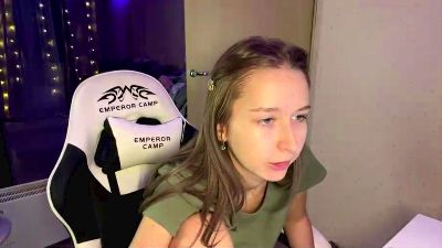 LynseyPake live cam on Cam4