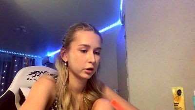 LynseyPake live cam on Cam4