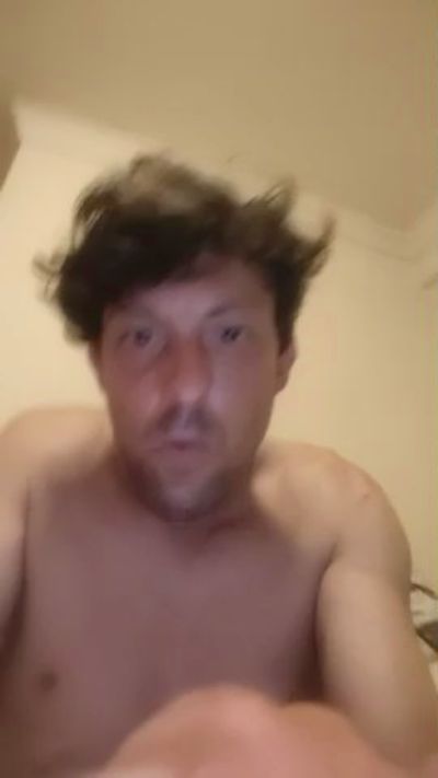 MAGICDICK20 live cam on Cam4